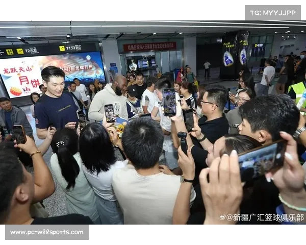 刘炜正式抵达乌鲁木齐,新疆男篮董事长郭舰亲自迎接(新疆篮球队老板) 刘炜正式抵达乌鲁木齐,新疆男篮董事长郭舰亲自迎接(新疆篮球队老板)