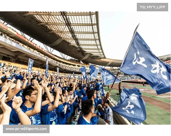 协杯第现场观众人数创历史新高:热情球迷撑起赛场气氛(2020中协杯比赛) 协杯第现场观众人数创历史新高:热情球迷撑起赛场气氛(2020中协杯比赛)